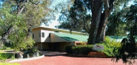 Inn the Tuarts Guest Lodge
