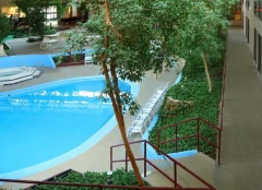 Red Roof Inn TownHouse - Grand Forks