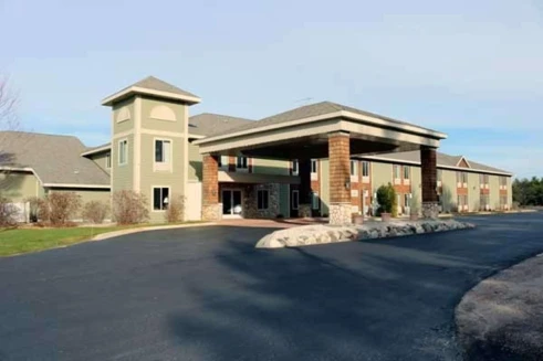 Pellston Lodge Magnuson Hotel