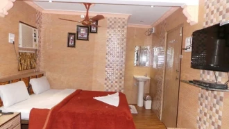 Hotel Shadab Palace