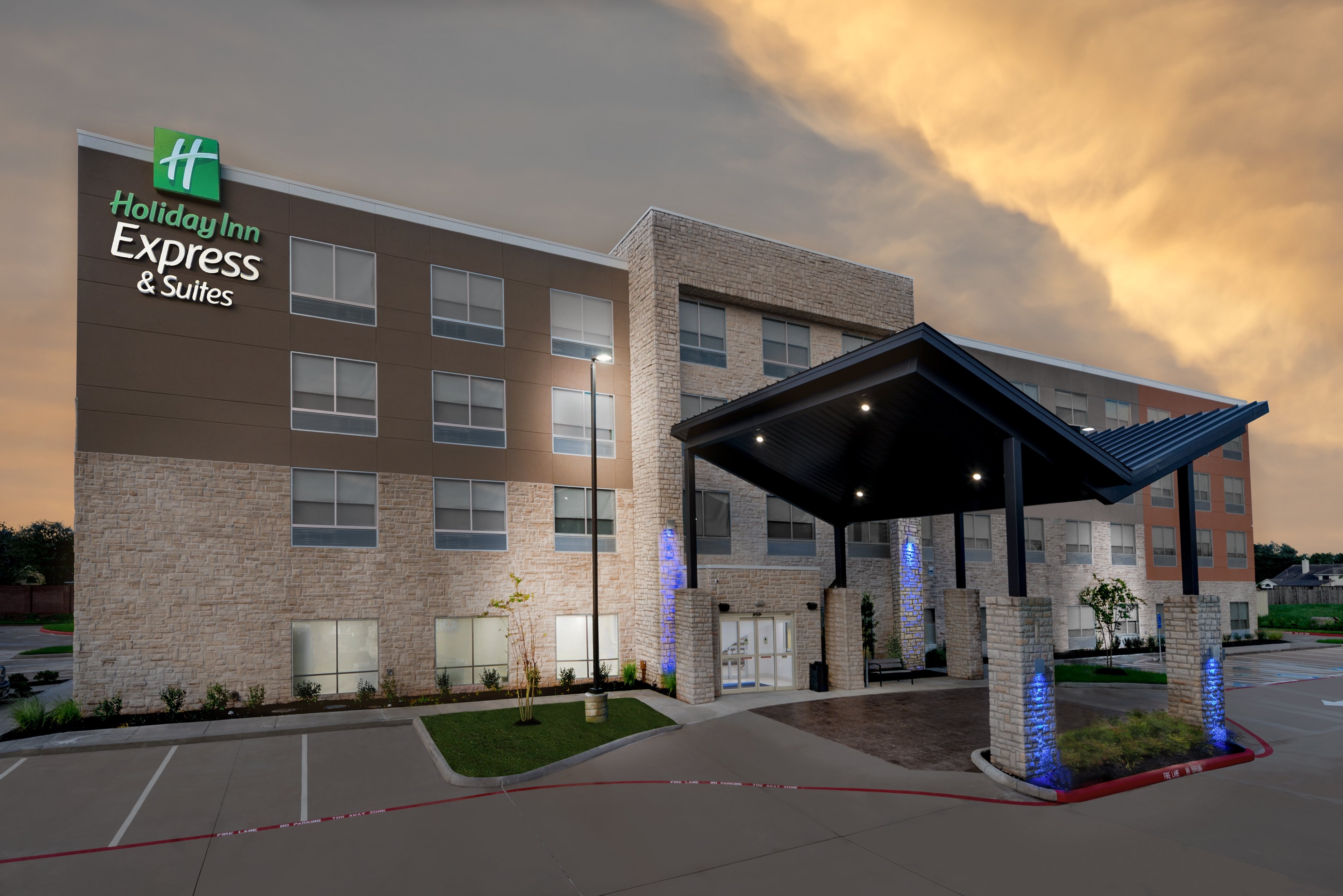 Holiday Inn Express Missouri City West