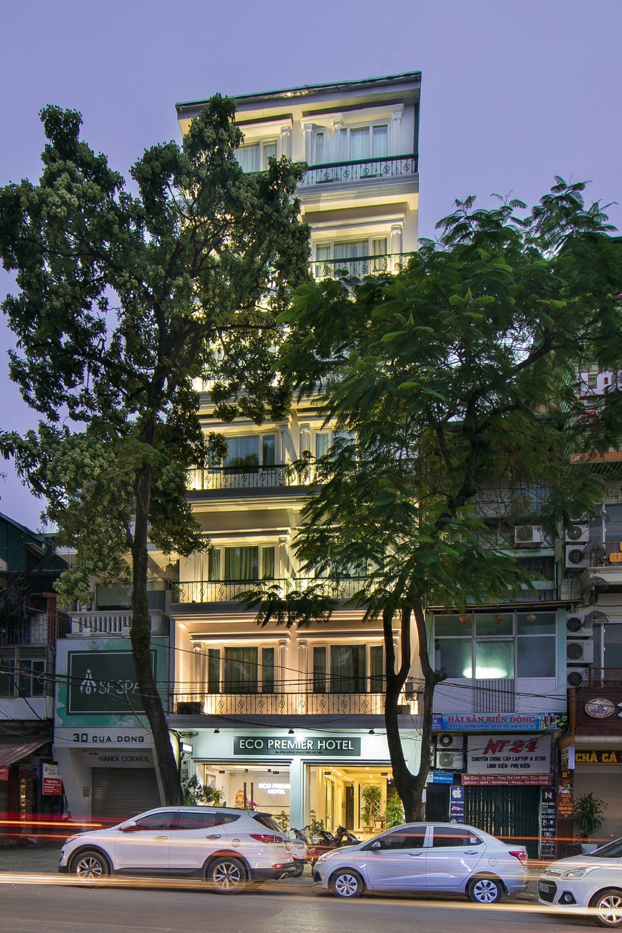Bonne Nuit Hotel
