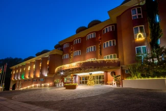 Hotel Laghetto Siena