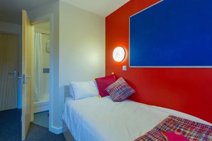 Axo Paradise Village