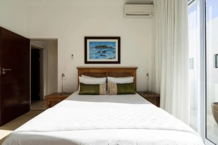 Bantry Beach Luxury Suites