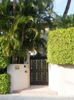 La Casa A North Beach Village Resort Hotel