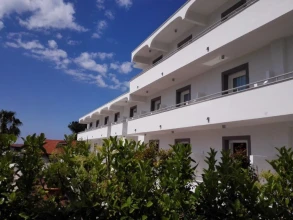Hotel Marad