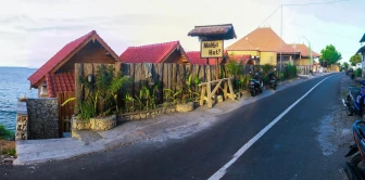 Malibu Huts