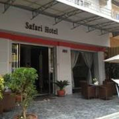 Safari Hotel