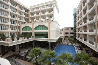 LK Miracle Suite Pattaya