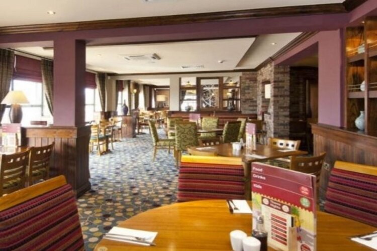 Premier Inn Gatwick Crawley (Goff's Park)