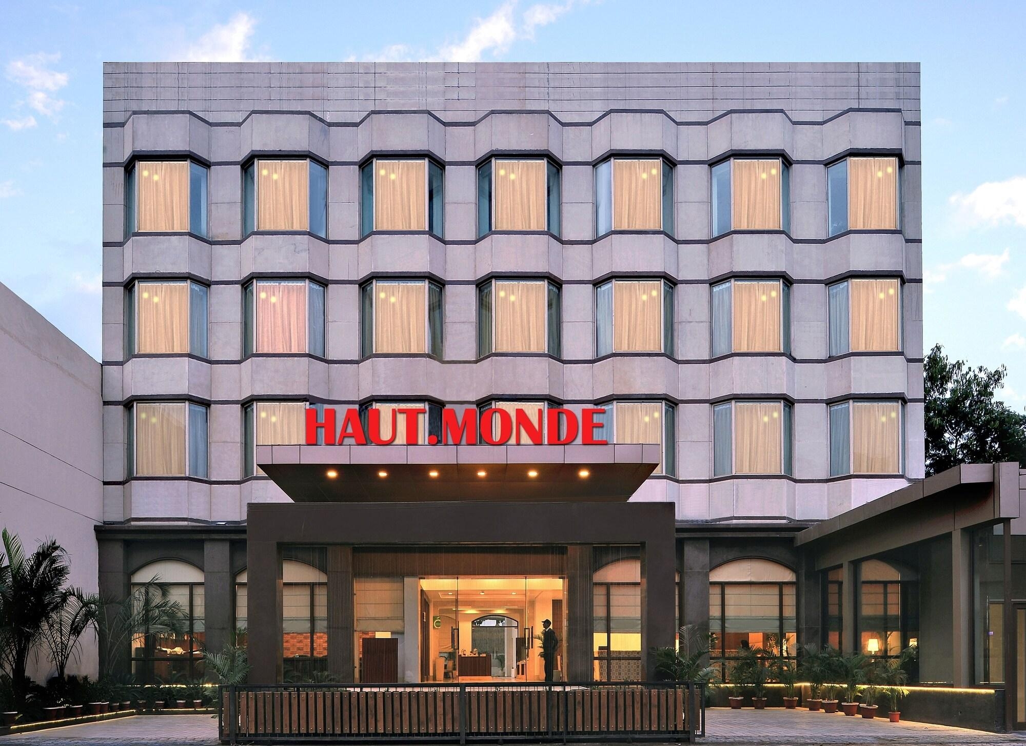 Hotel Haut Monde