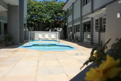 Caravaggio Praia Hotel