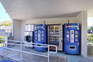 Motel 6 Walnut Creek, CA