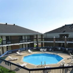 Walking Horse Lodge Lewisburg