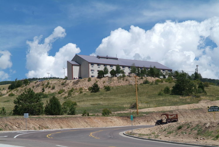Gold King Mountain Inn