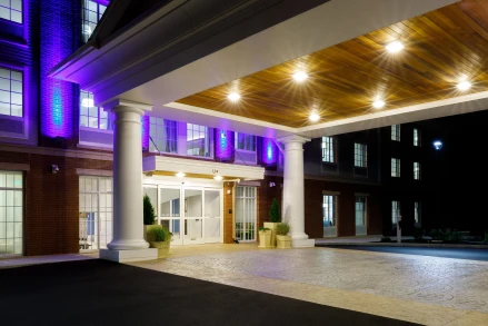 Holiday Inn Express & Suites Sturbridge