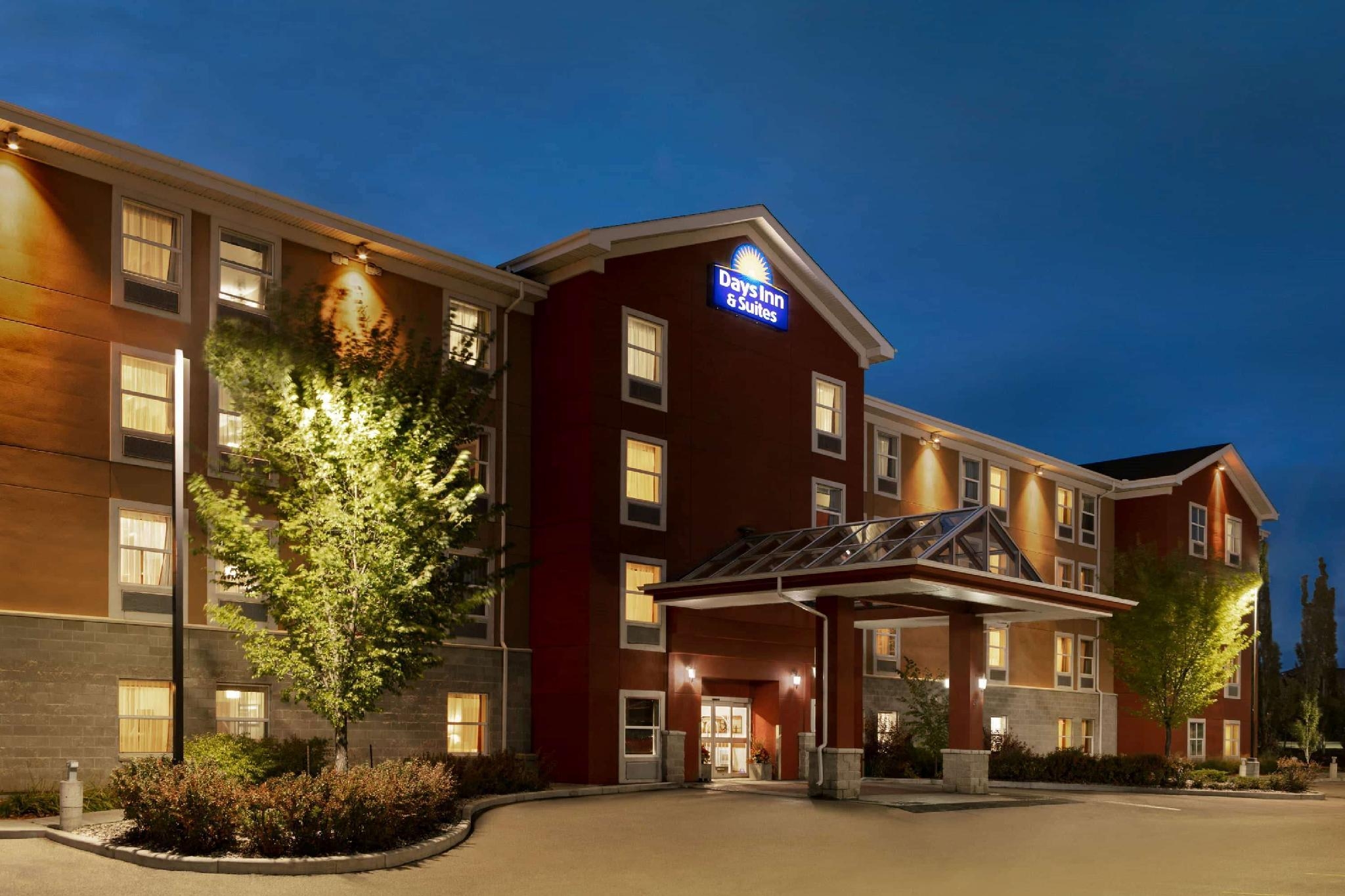Days Inn &Suites by Wyndham Sherwood Park Edmonton