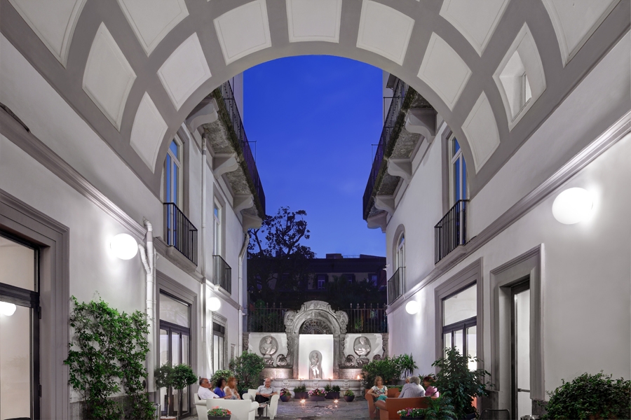 Piazza Bellini