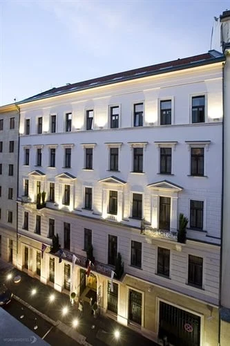 Alta Moda Fashion Hotel