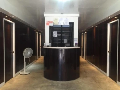 Alexzus Backpackers Travel Lodge