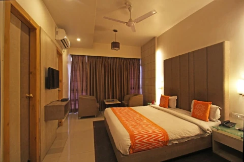 Oyo 5047 Hotel President