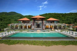 Banyan Tree Lang Co Hotel & Resort