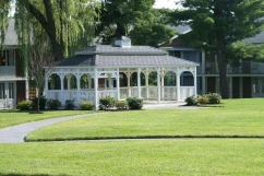 Sleepy Hollow Hotel & Conference Center