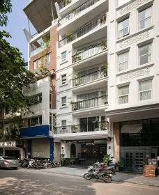 Shining Central Hotel & Spa