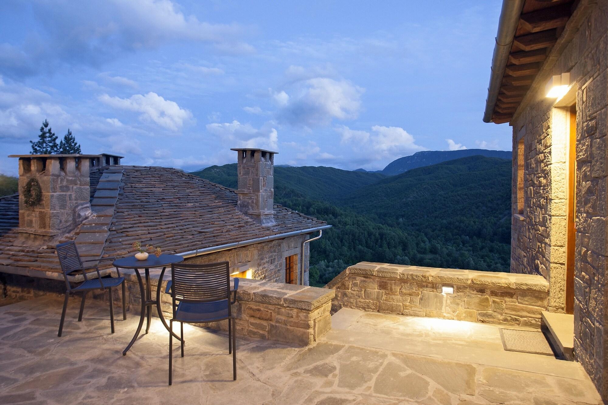 Kipi Suites