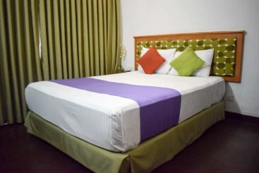 Yoho Negombo Road