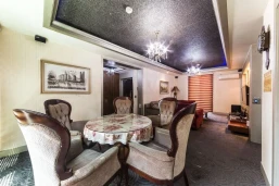 Ed Hotel