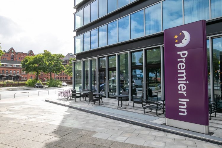 Premier Inn  Hamburg City (Zentrum)