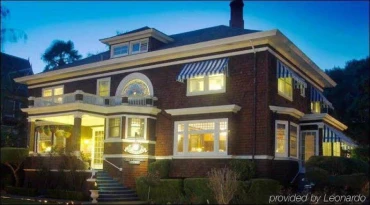 Beazley House