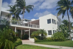 Solas A North Beach Village Resort Hotel