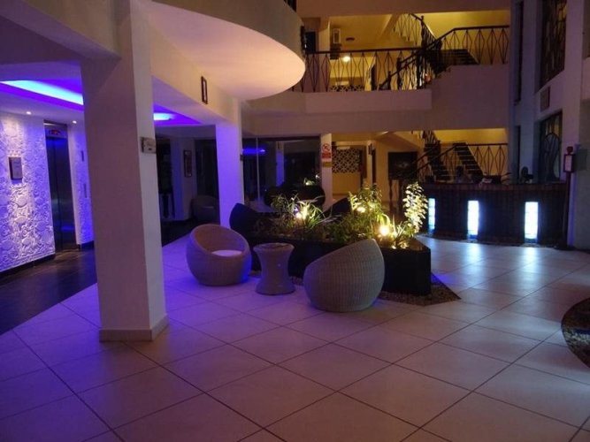 Cowrie Shell Beach Apartments