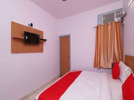 OYO Flagship 14530 Sector 14 Harsh Villa