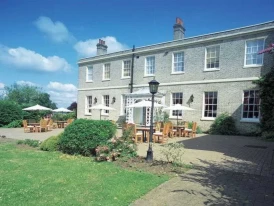 London Chigwell Prince Regent BW Signature