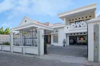 OYO 1061 Aliya Homestay