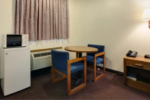 Americas Best Value Inn-Winona/Tyler
