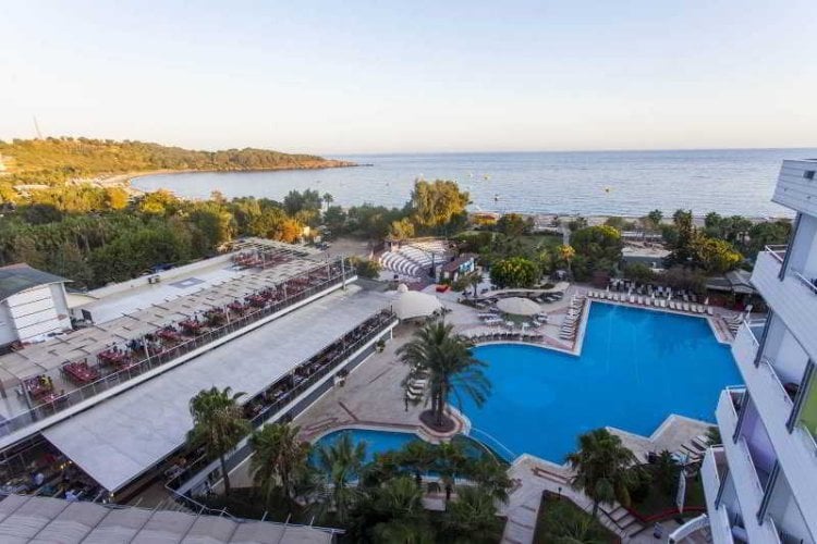 Meridia Beach Hotel