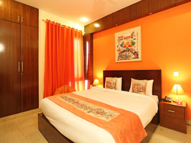Oyo Flagship 5265 Hauz Khas Metro