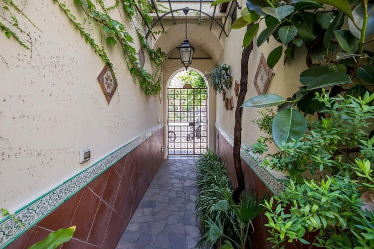 Relais Torre Rossa Apartments