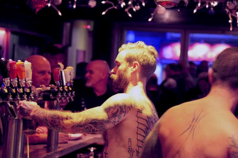 Montréal Gay Guide – Hotels, Bars, Saunas & Gay Village