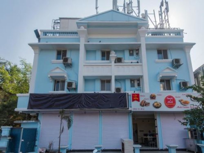 Oyo 10899 Hotel Meadow Inn