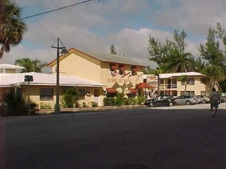 Ronny Dee Resort Motel