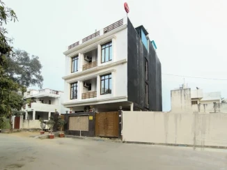 Hotel Madhuri Palace by OYO Rooms