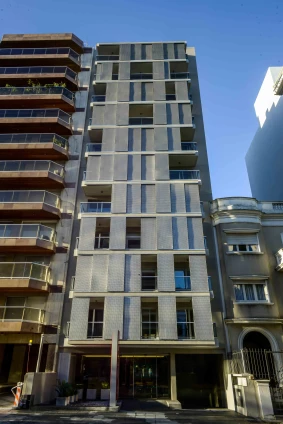 1.4 Merit Montevideo Apart & Suites