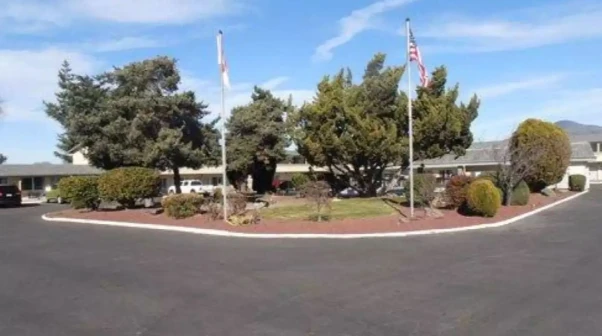 Econo Lodge Inn & Suites Central