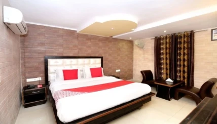 Hotel Continental Inn 42